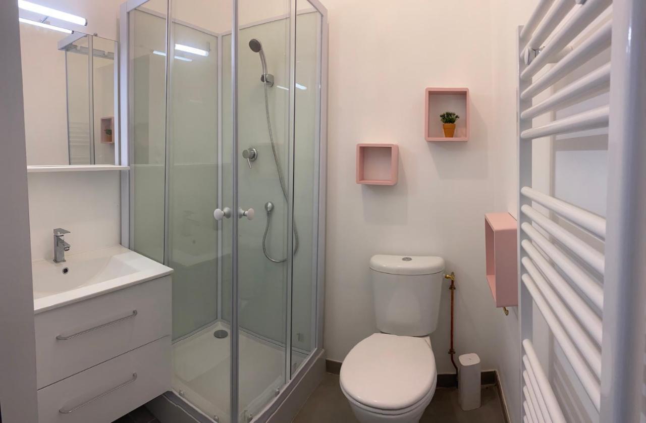 La Maison D'Angelique - Colocation Hoteliere A 150M Gare Tgv- Grande Cuisine Equipee & Salon - Fibre - Netflix Ньор Экстерьер фото