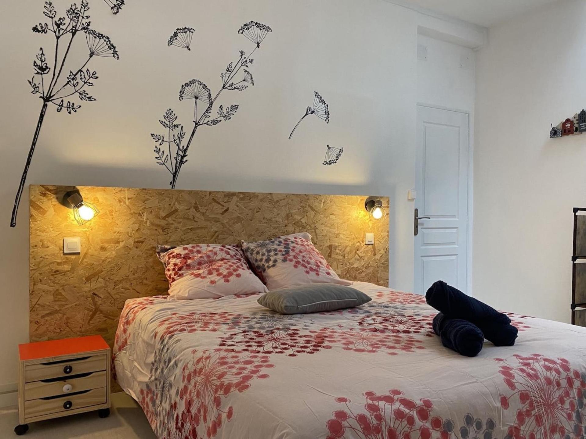 La Maison D'Angelique - Colocation Hoteliere A 150M Gare Tgv- Grande Cuisine Equipee & Salon - Fibre - Netflix Ньор Экстерьер фото