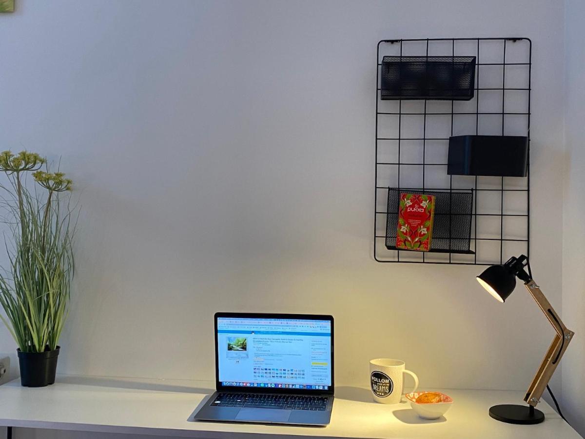 La Maison D'Angelique - Colocation Hoteliere A 150M Gare Tgv- Grande Cuisine Equipee & Salon - Fibre - Netflix Ньор Экстерьер фото